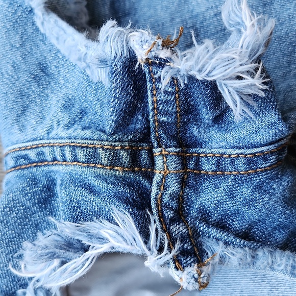 FREE PEOPLE High Rise Five Button Fly Shorts Size W 26 - Picture 6 of 7